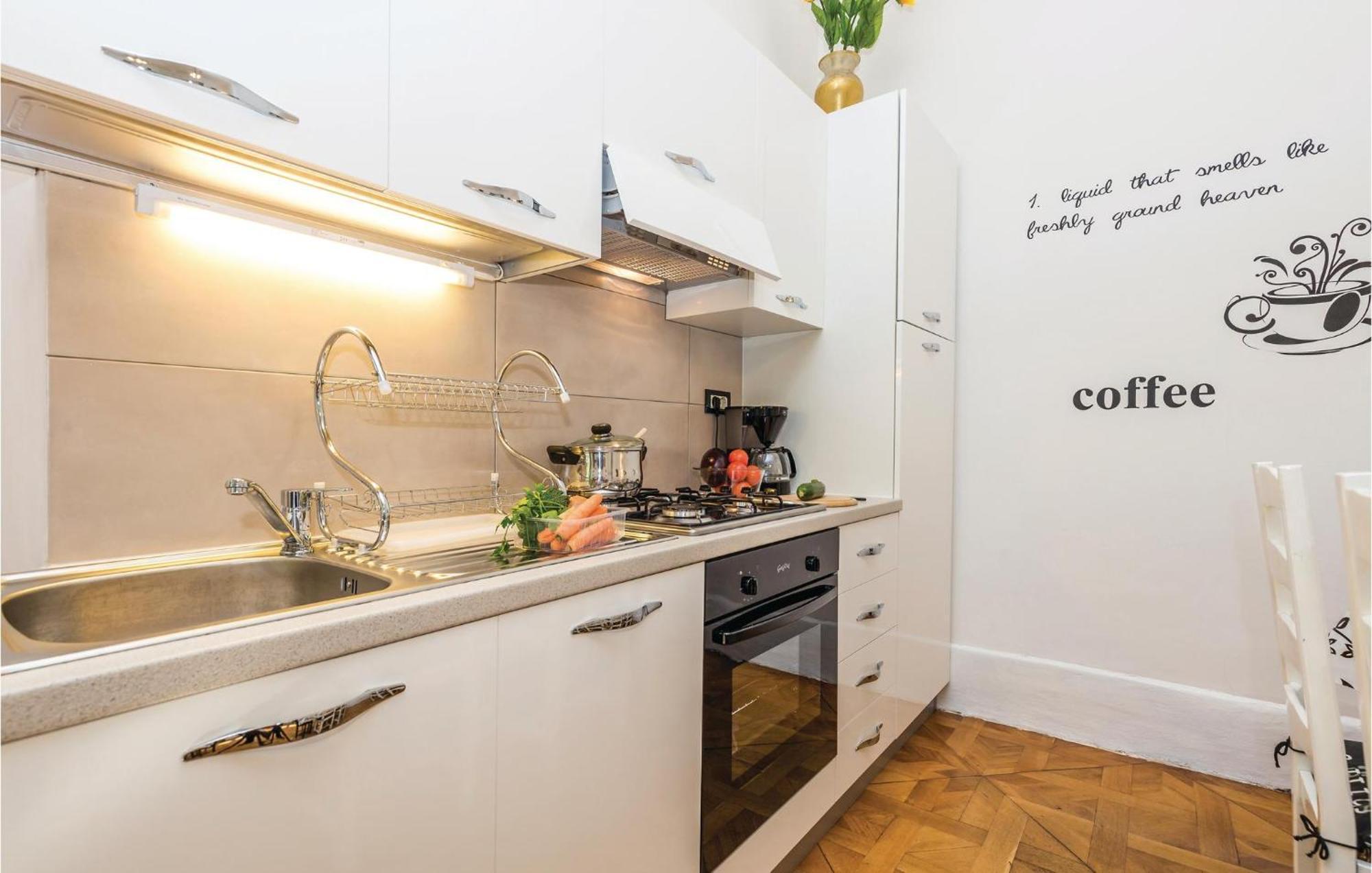 Amazing Apartment In Rijeka With Wifi Extérieur photo