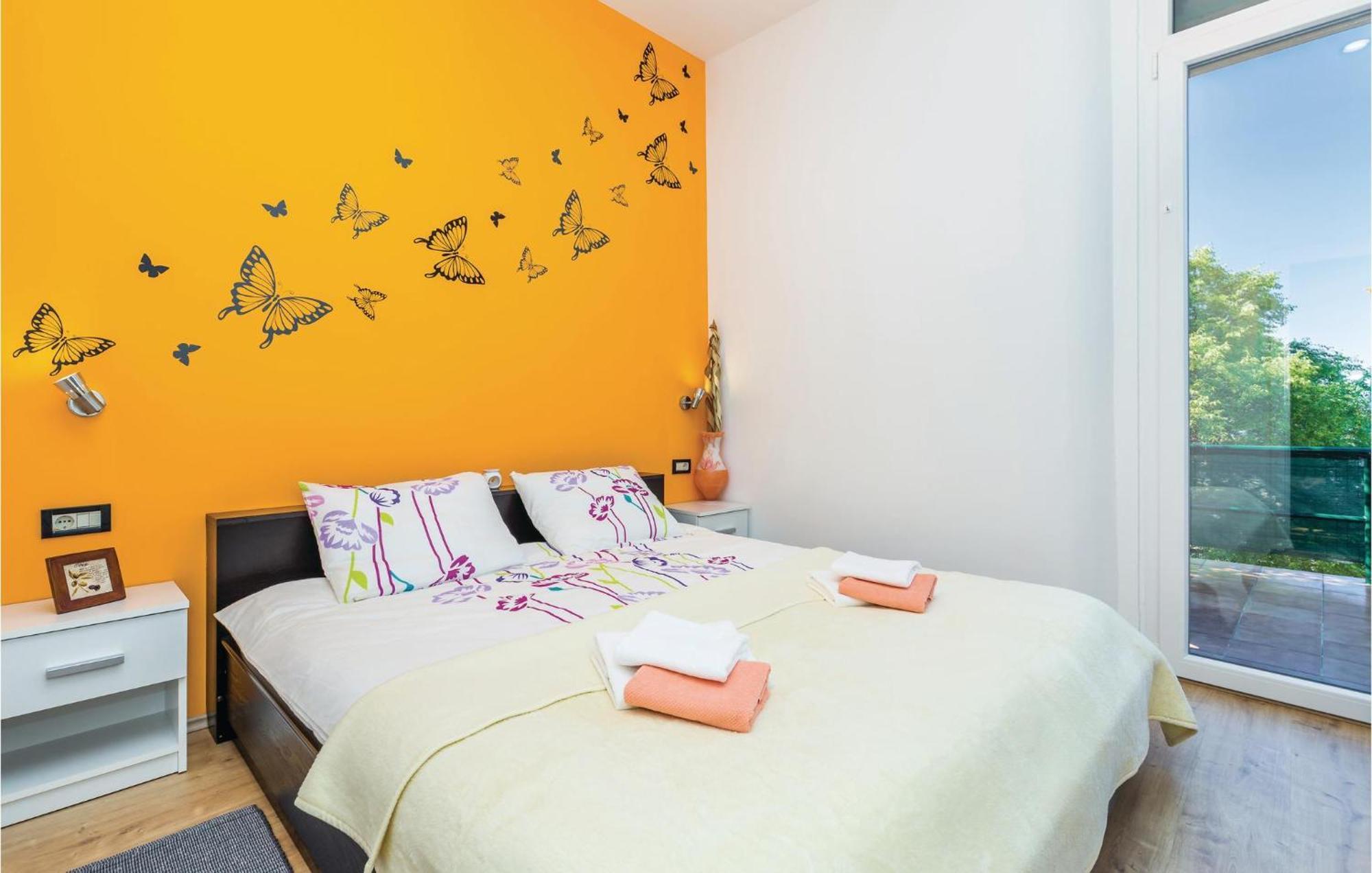 Amazing Apartment In Rijeka With Wifi Extérieur photo