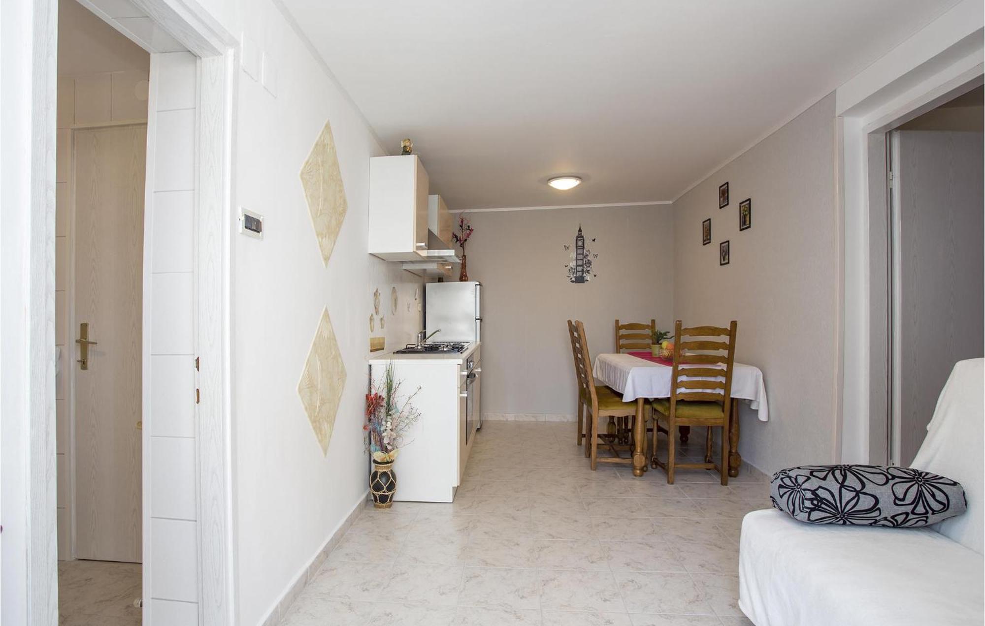 Amazing Apartment In Rijeka With Wifi Extérieur photo