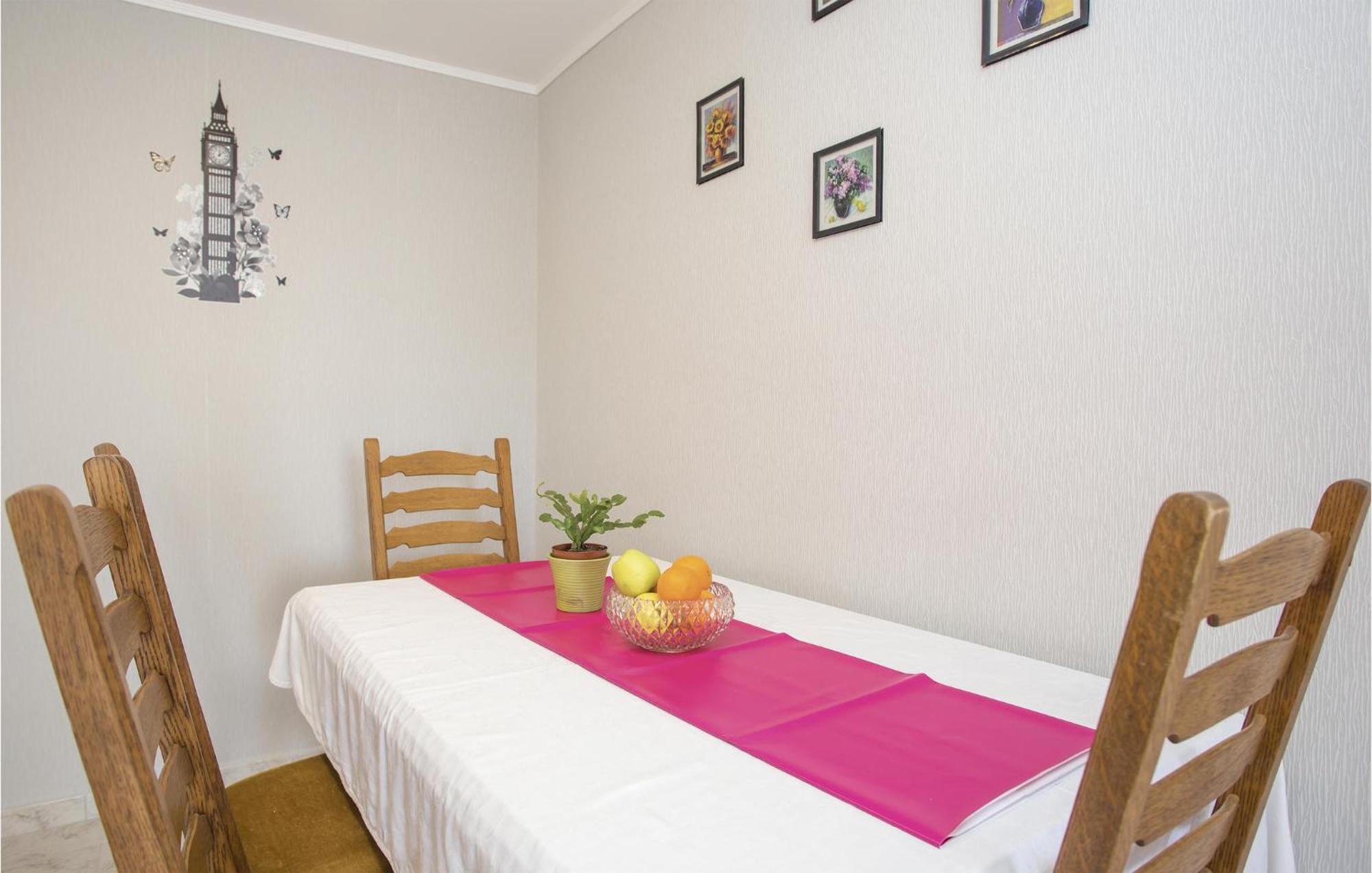 Amazing Apartment In Rijeka With Wifi Extérieur photo