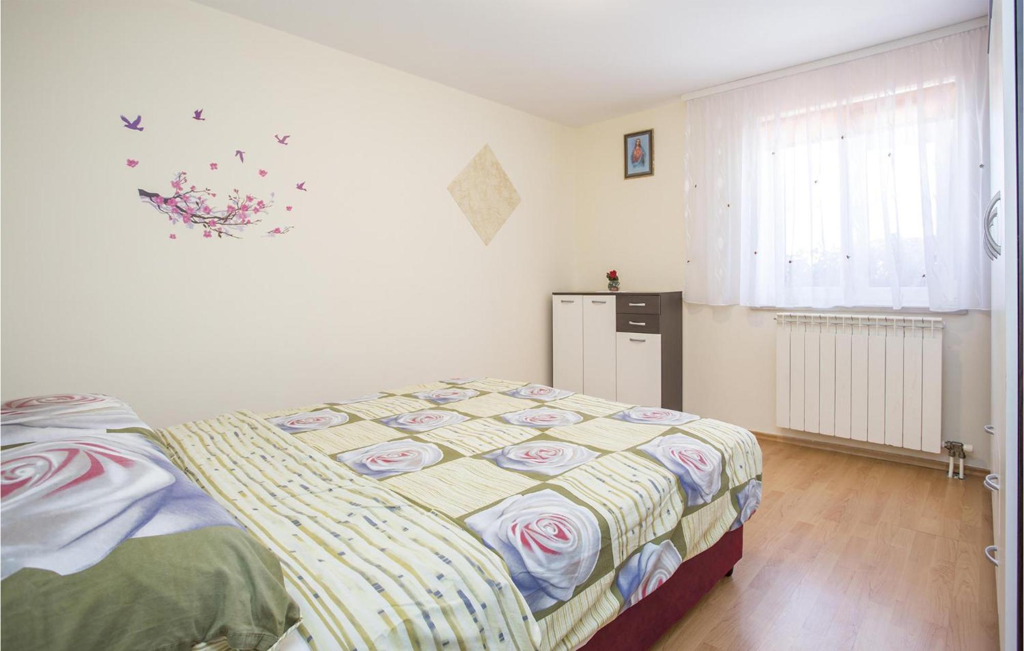 Amazing Apartment In Rijeka With Wifi Extérieur photo